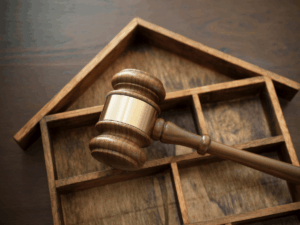 Lawyers in Shelburne South